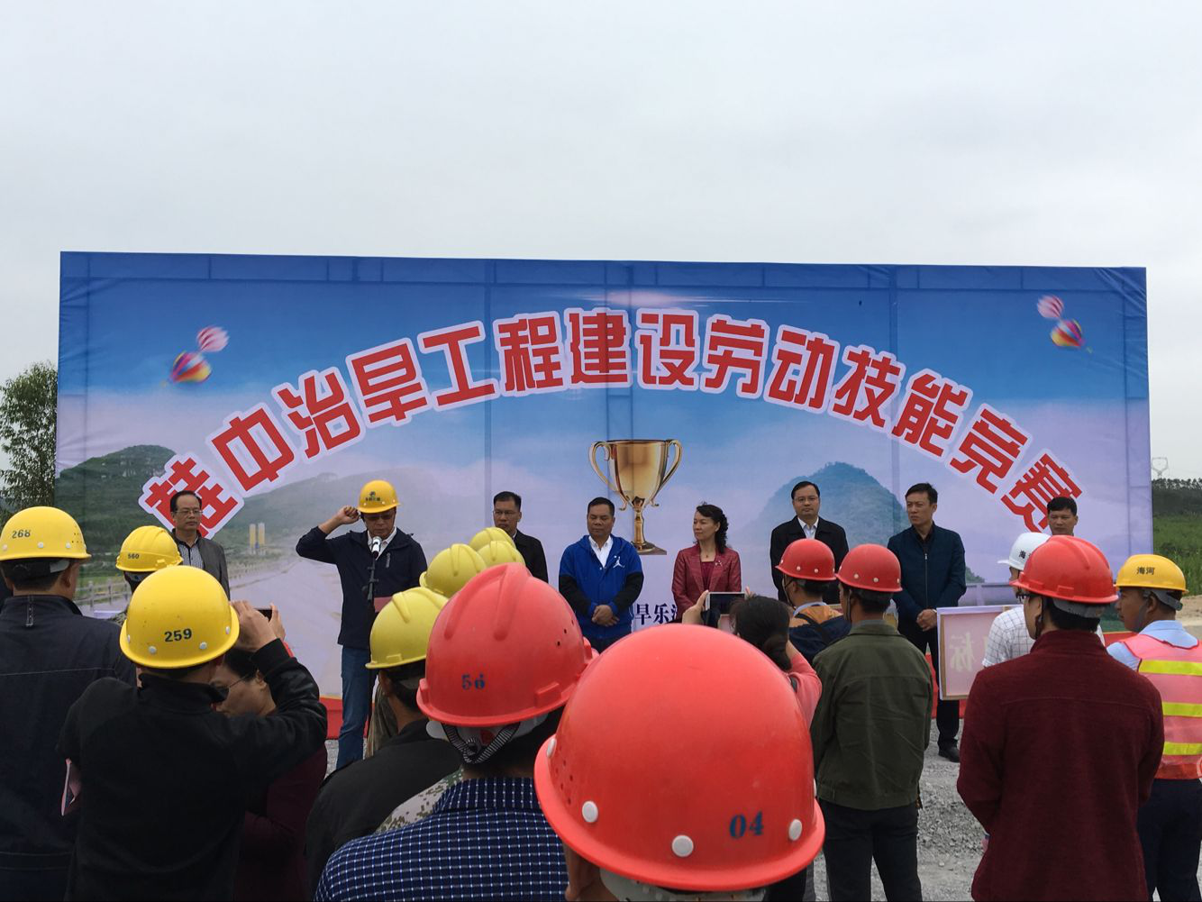 1542697488983448.png 图片3.png